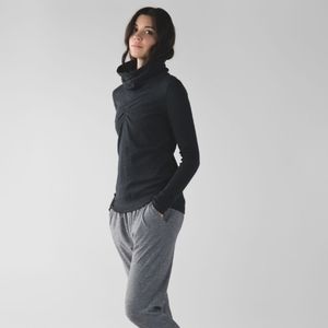 Lululemon In A Cinch Reversible Pullover Long Sleeve Tee